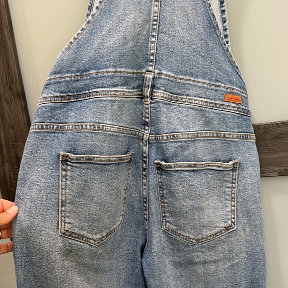 Sneak Peek Girlfriend Jean Slim Fit Overalls - Picture 6 of 10